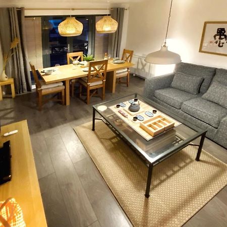 Japanese Style Muji Two-Bedroom Apt Swansea Exterior foto