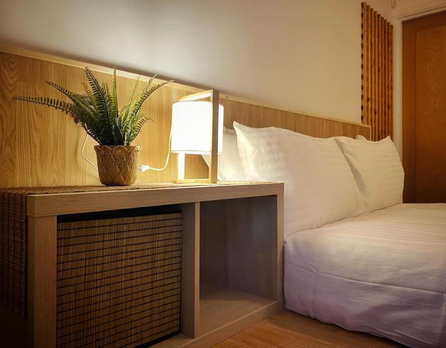 Japanese Style Muji Two-Bedroom Apt Swansea Exterior foto